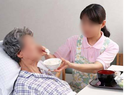 老人陪护